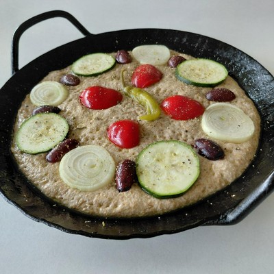 Focaccia - Sommerliches Fladenbrot roh
